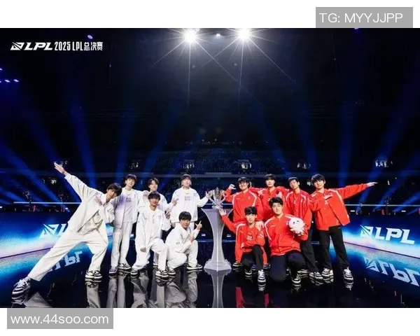 BLG与JDG激战正酣 谁能在LPL夏季赛争夺冠军荣耀